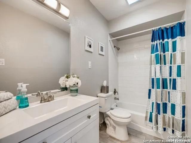 923 Vance Jackson San Antonio TX 78201