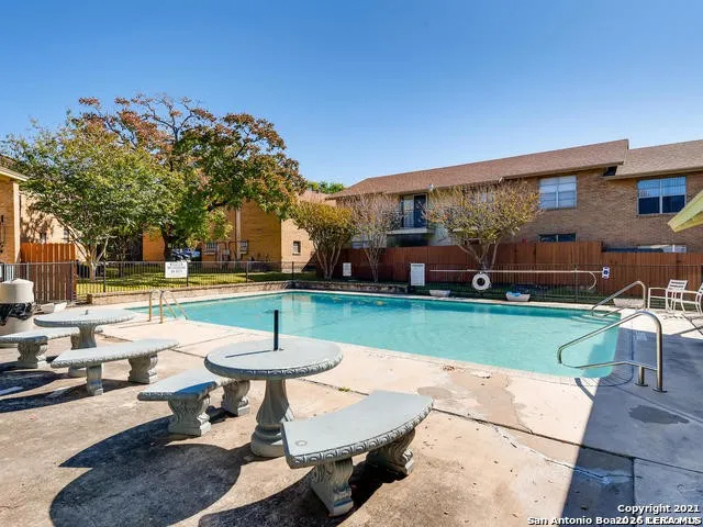 923 Vance Jackson San Antonio TX 78201