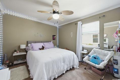 121 S Plant Boerne TX 78006