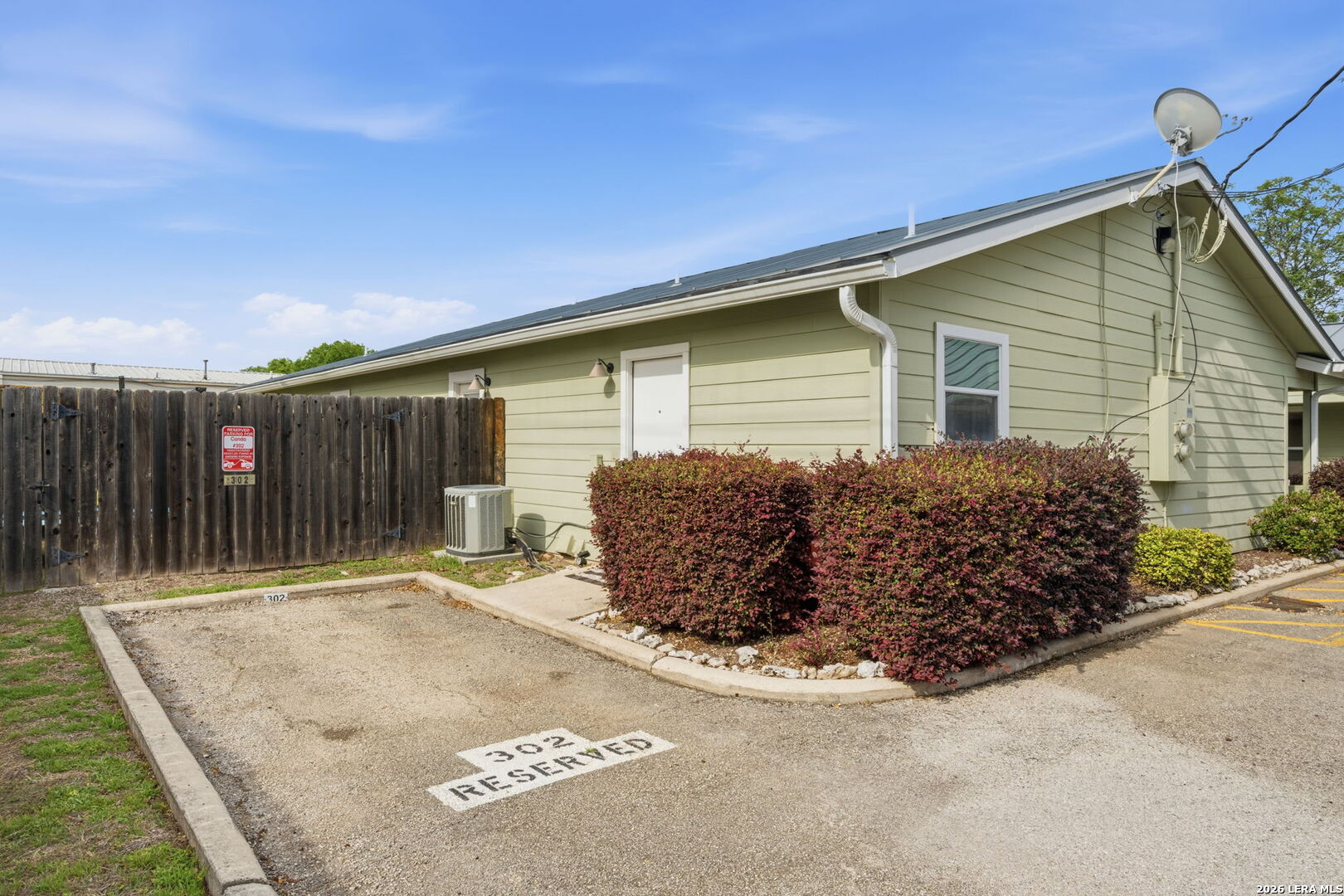 121 S Plant Boerne TX 78006