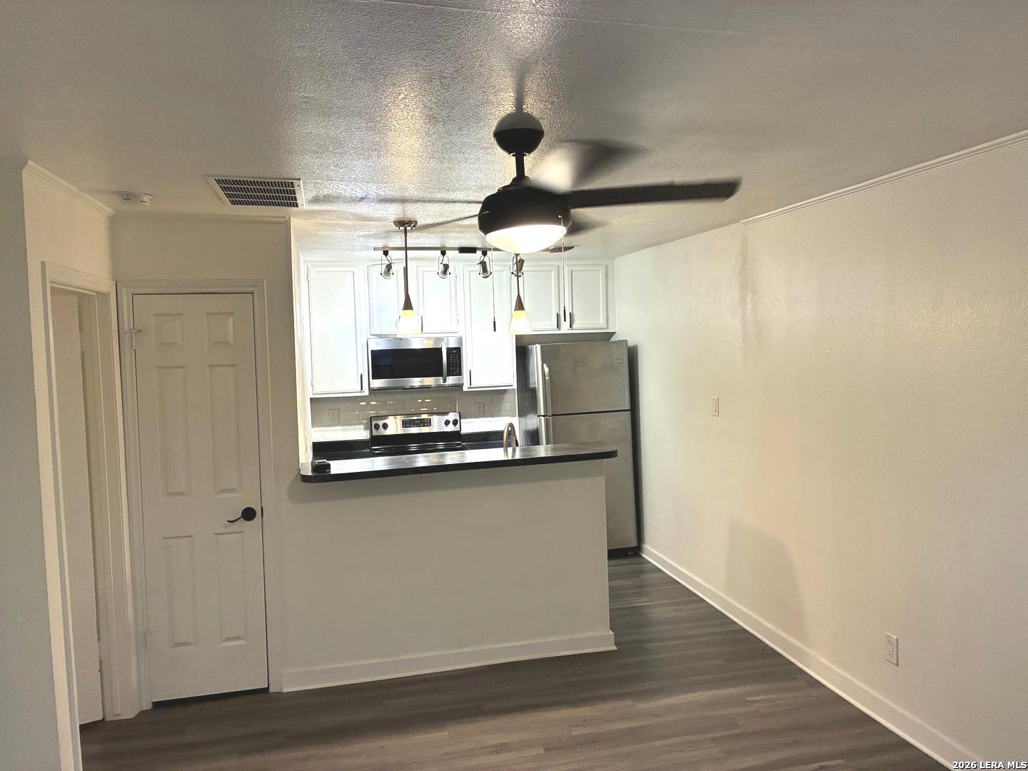 4803 Hamilton Wolfe San Antonio TX 78229