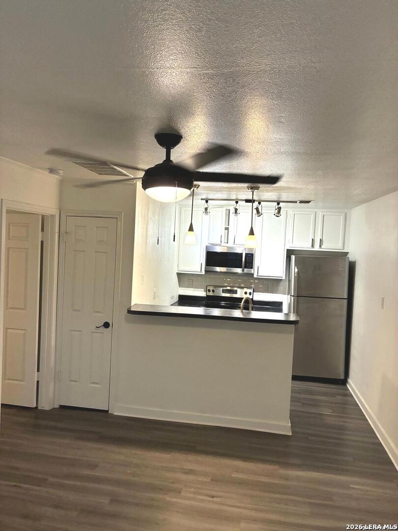 4803 Hamilton Wolfe San Antonio TX 78229