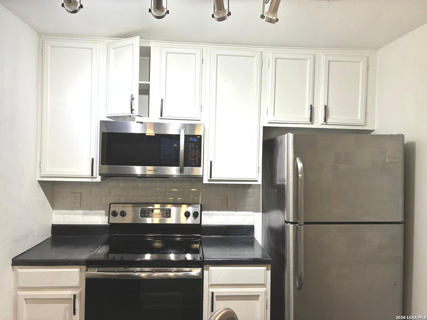 4803 Hamilton Wolfe San Antonio TX 78229