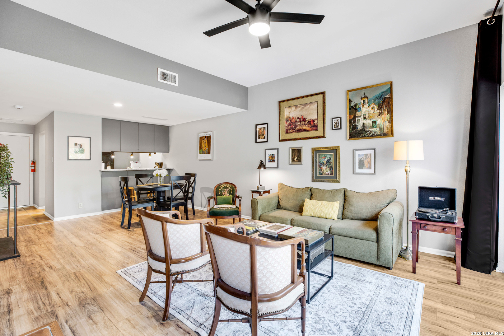 8642 Fredericksburg Road San Antonio TX 78240
