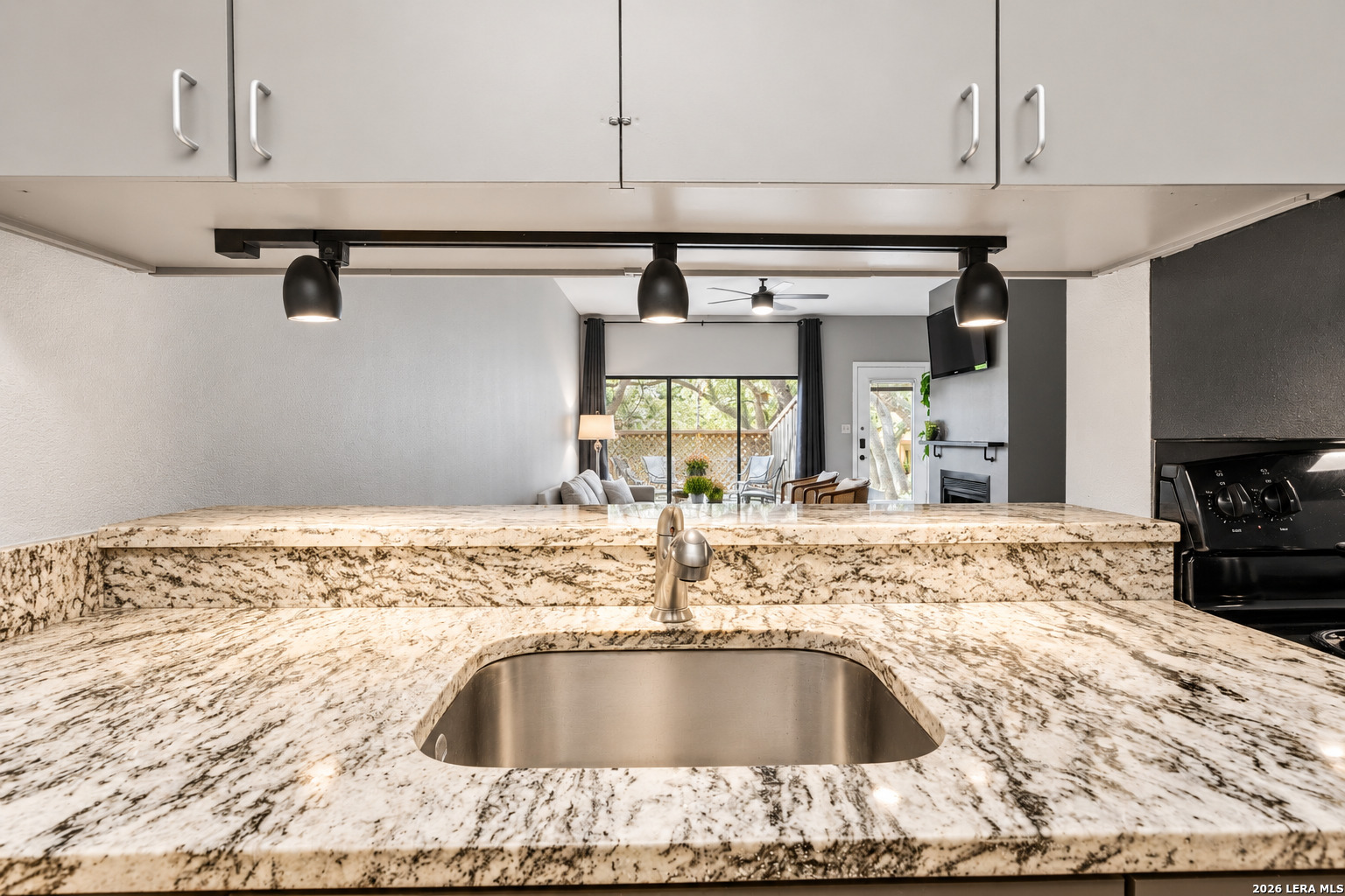 8642 Fredericksburg Road San Antonio TX 78240