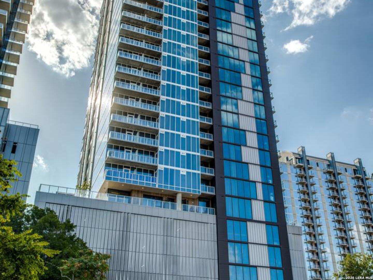 48 East Avenue Austin TX 78701