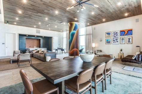 48 East Avenue Austin TX 78701