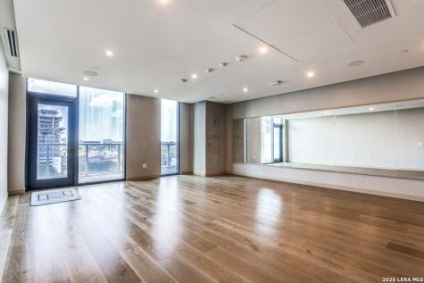 48 East Avenue Austin TX 78701