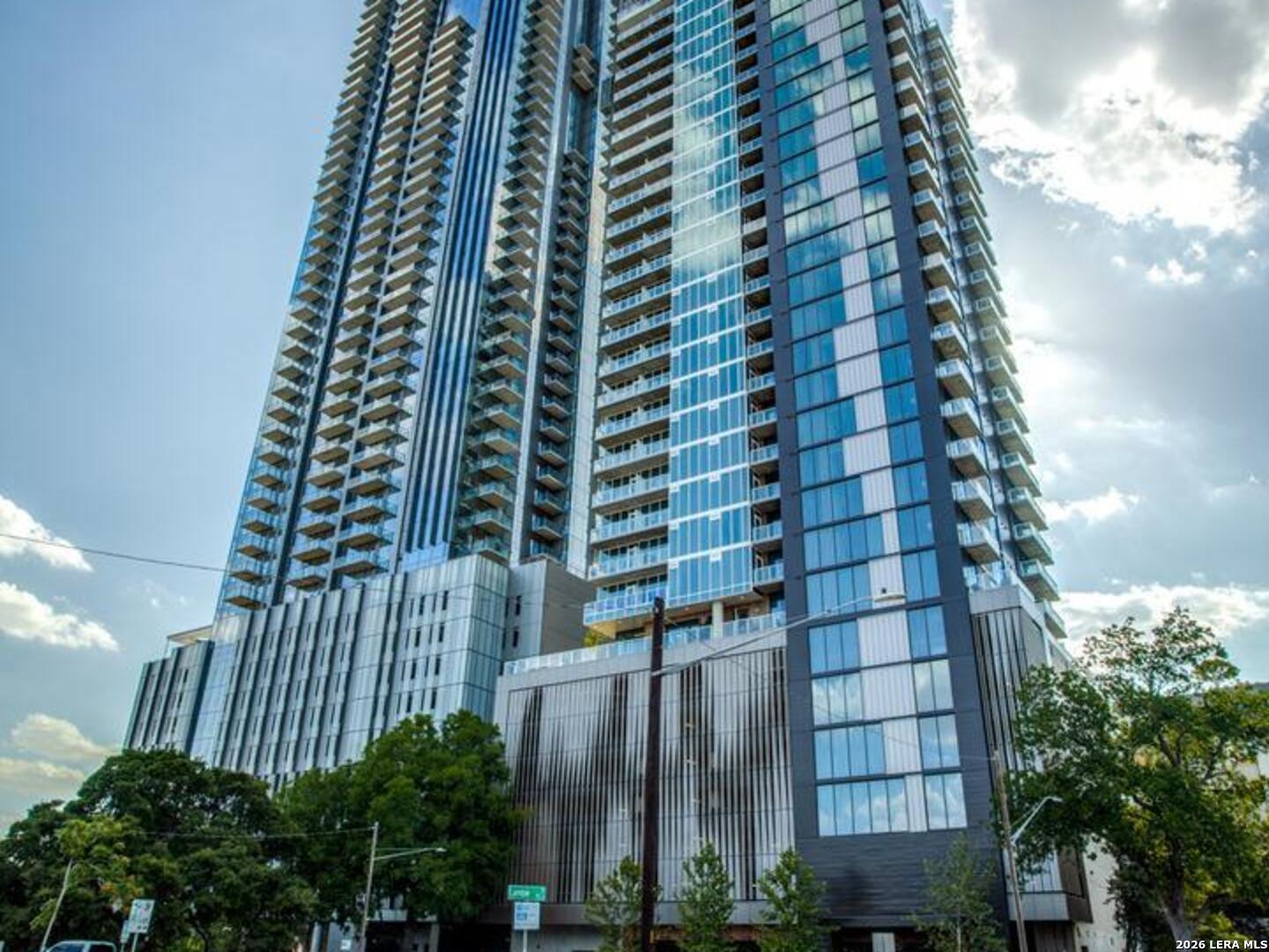 48 East Avenue Austin TX 78701