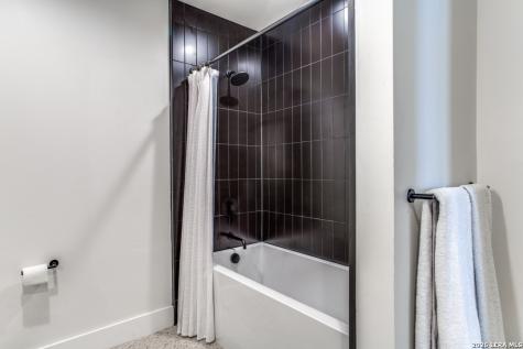 48 East Avenue Austin TX 78701