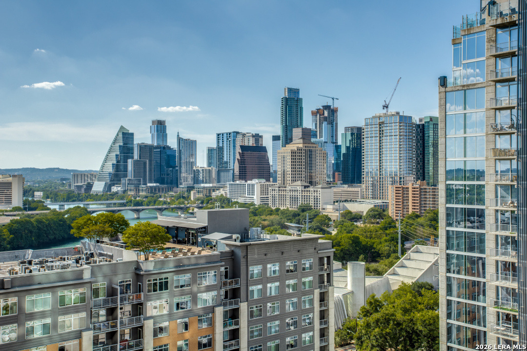 48 East Avenue Austin TX 78701