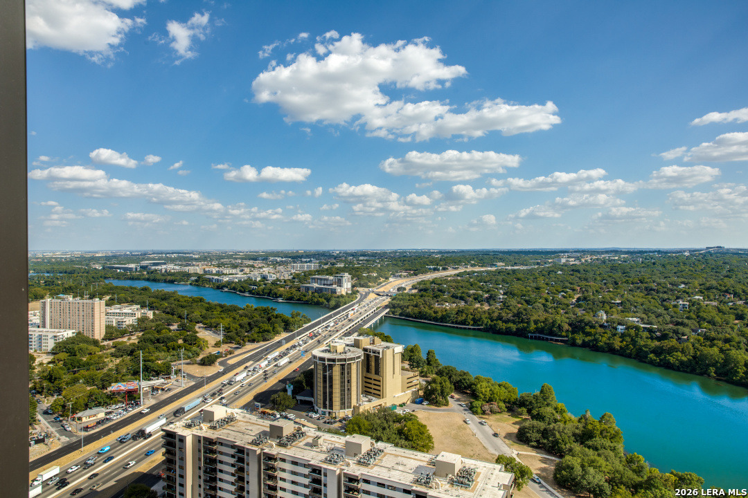 48 East Avenue Austin TX 78701