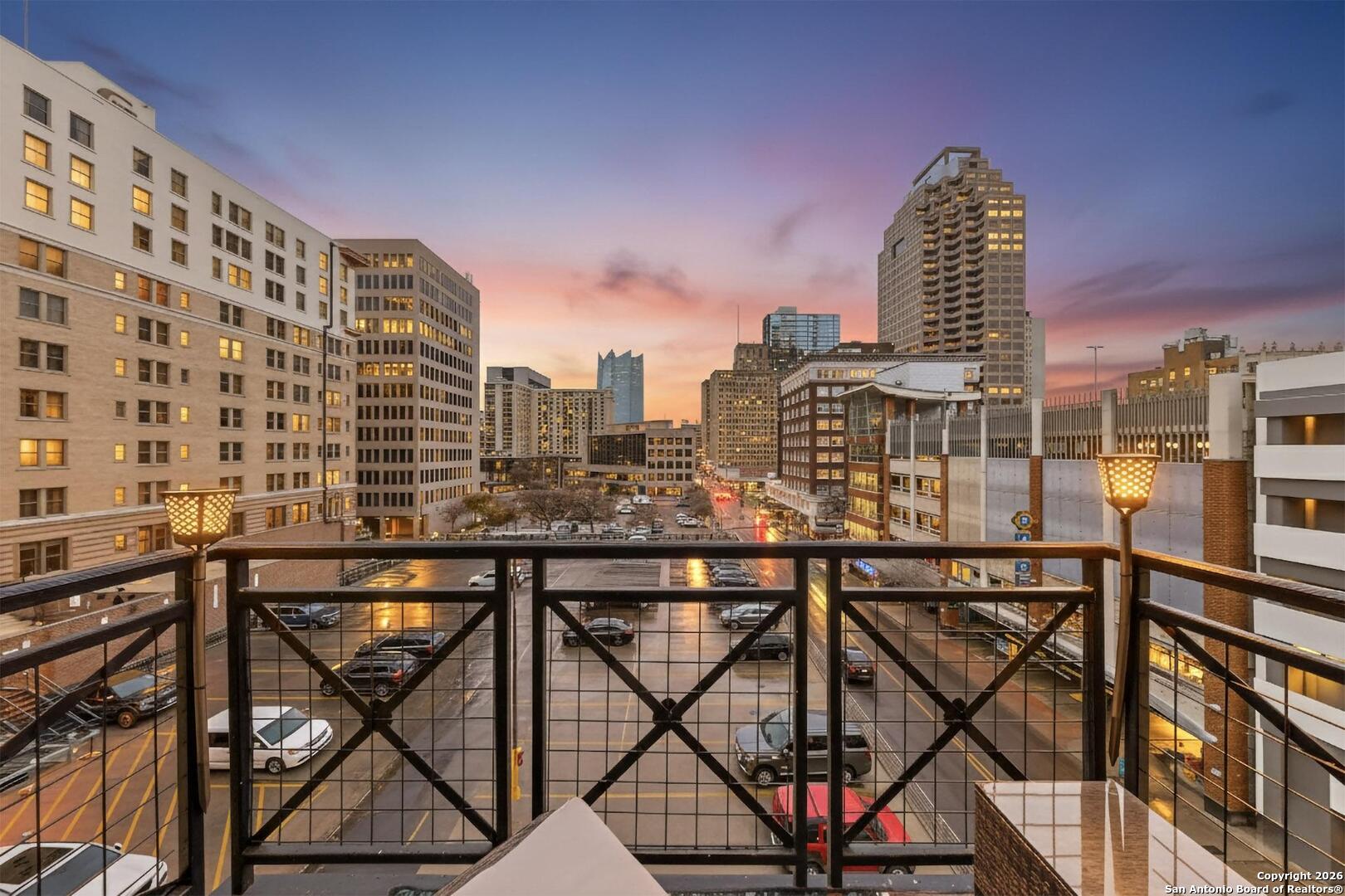 214 E Travis Street San Antonio TX 78205