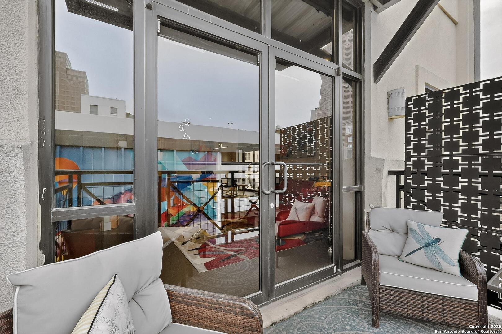 214 E Travis Street San Antonio TX 78205