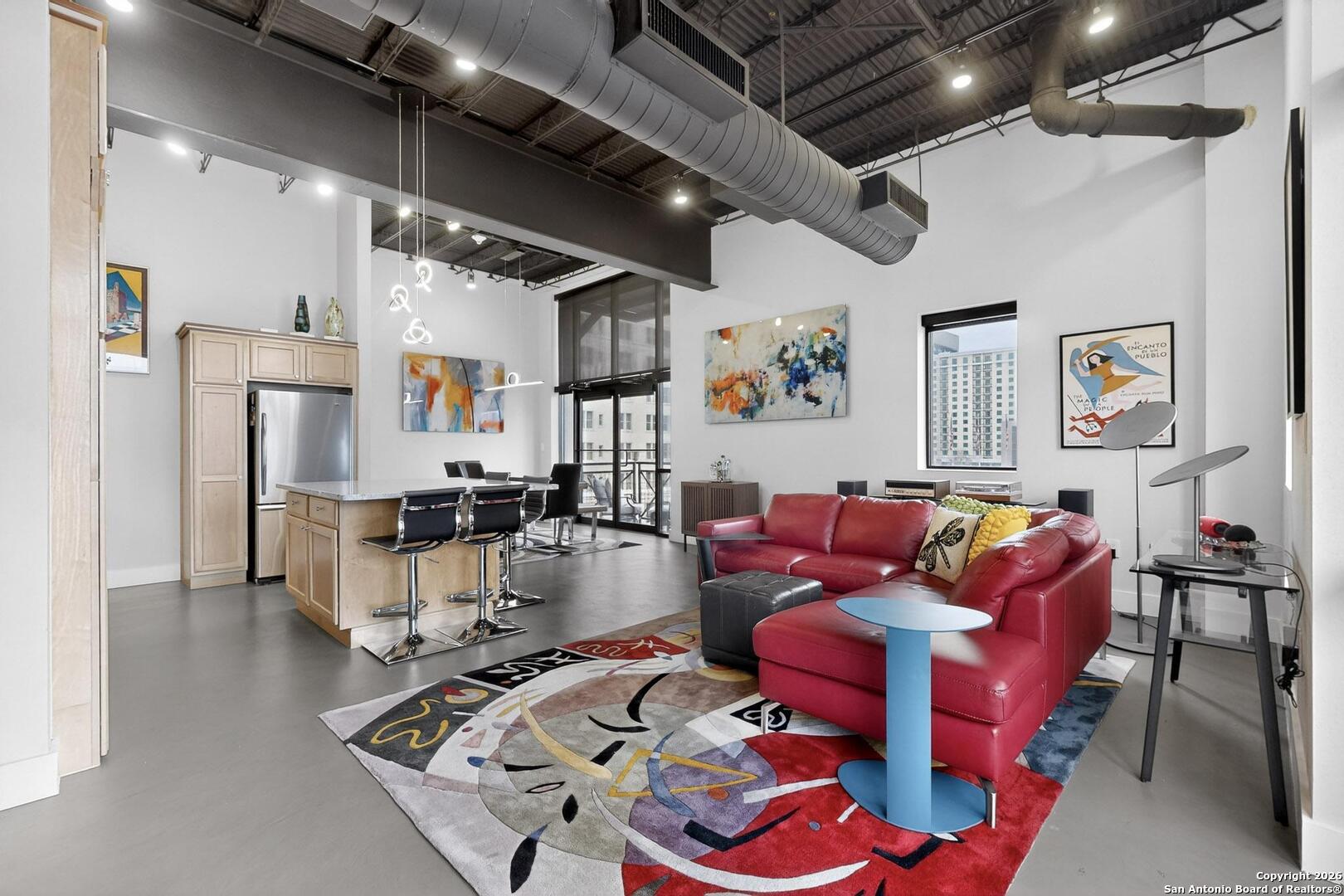 214 E Travis Street San Antonio TX 78205