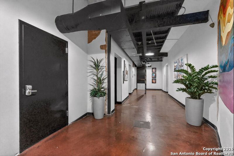 214 E Travis Street San Antonio TX 78205