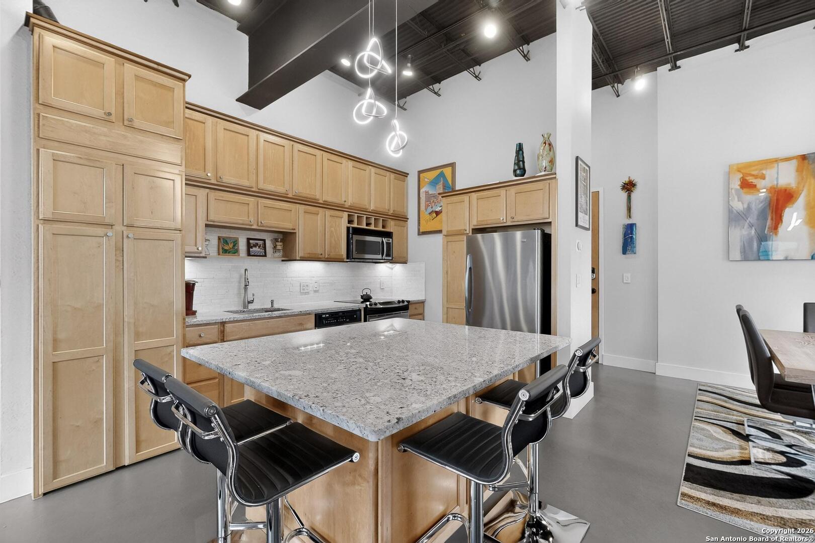 214 E Travis Street San Antonio TX 78205