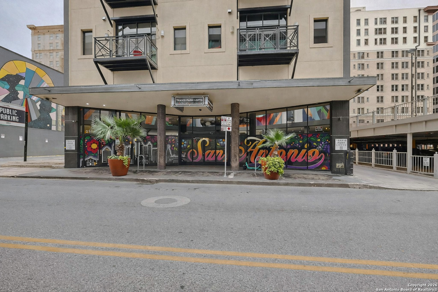 214 E Travis Street San Antonio TX 78205