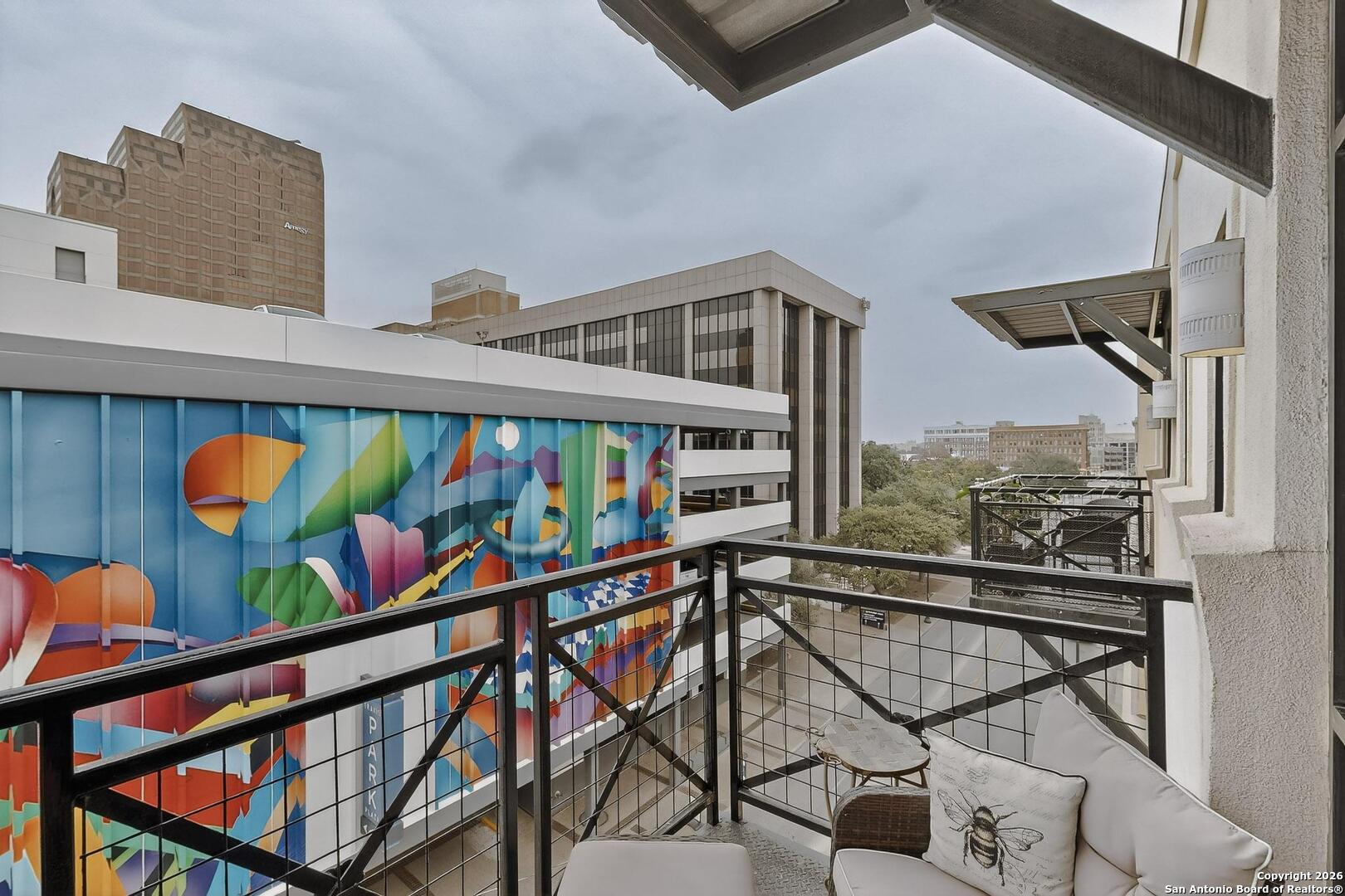 214 E Travis Street San Antonio TX 78205