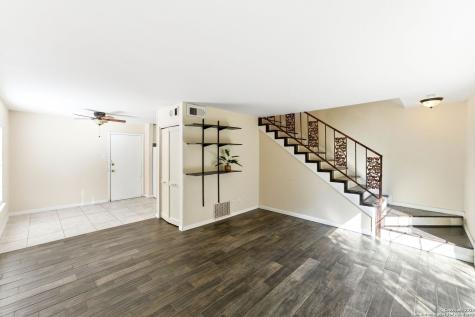 8038 Broadway Street San Antonio TX 78209