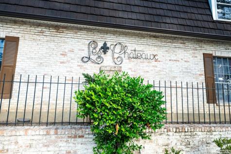 8038 Broadway Street San Antonio TX 78209