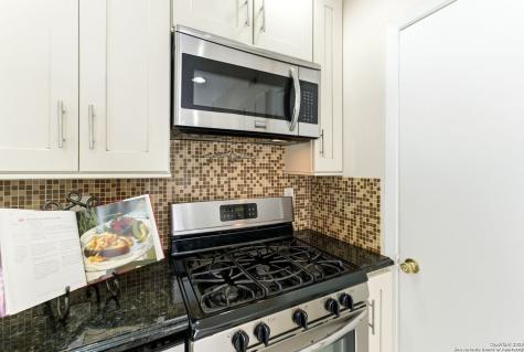 8038 Broadway Street San Antonio TX 78209