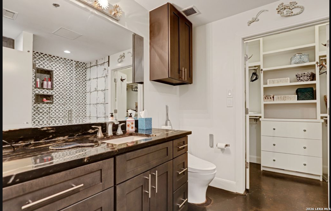 831 S Flores San Antonio TX 78204