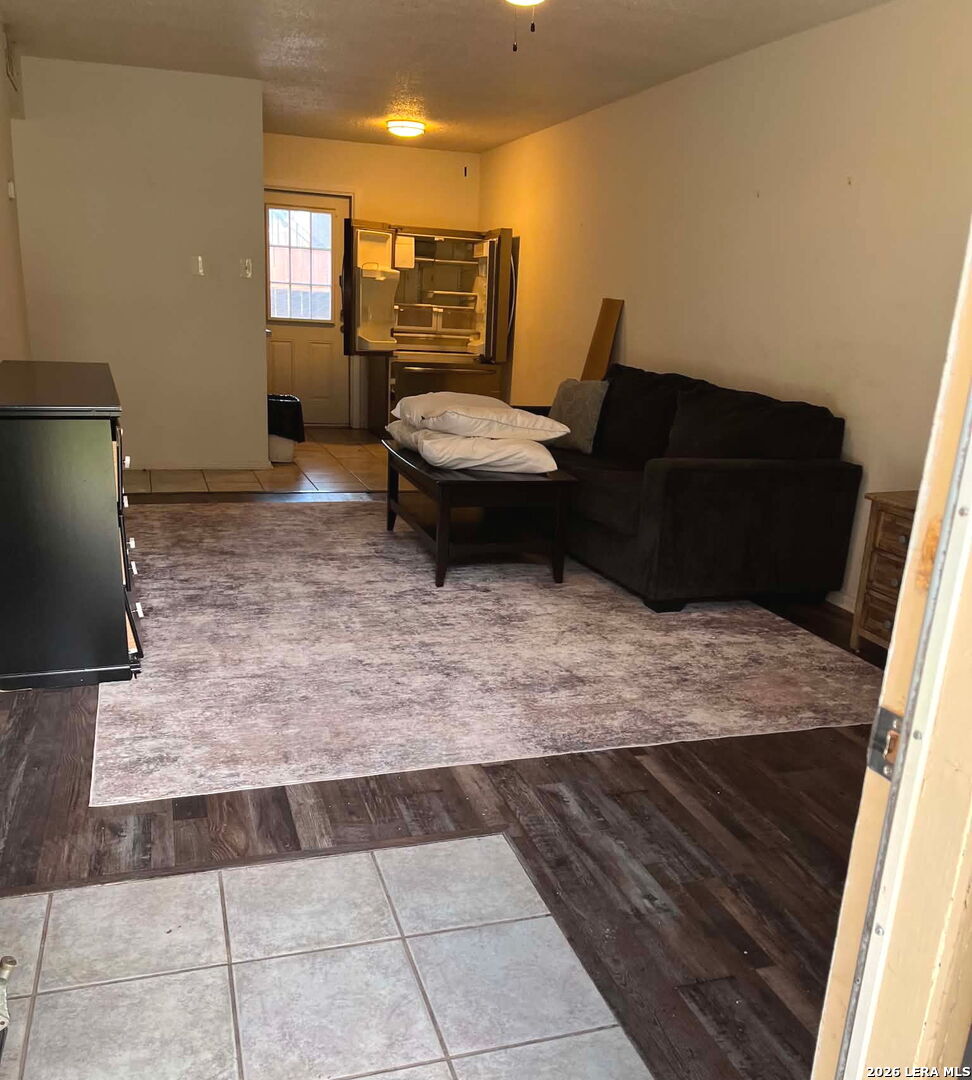911 Vance Jackson San Antonio TX 78201
