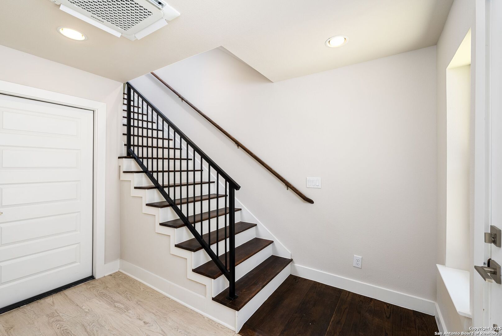 419 Ira Avenue San Antonio TX 78209