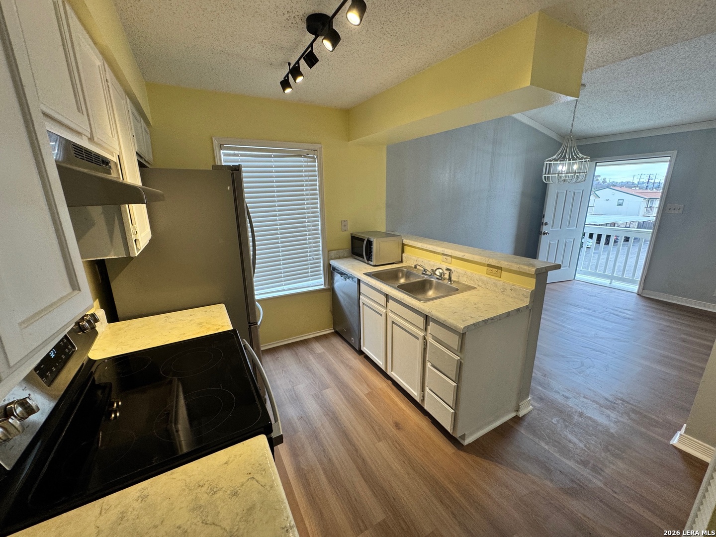 4949 Hamilton Wolfe San Antonio TX 78229