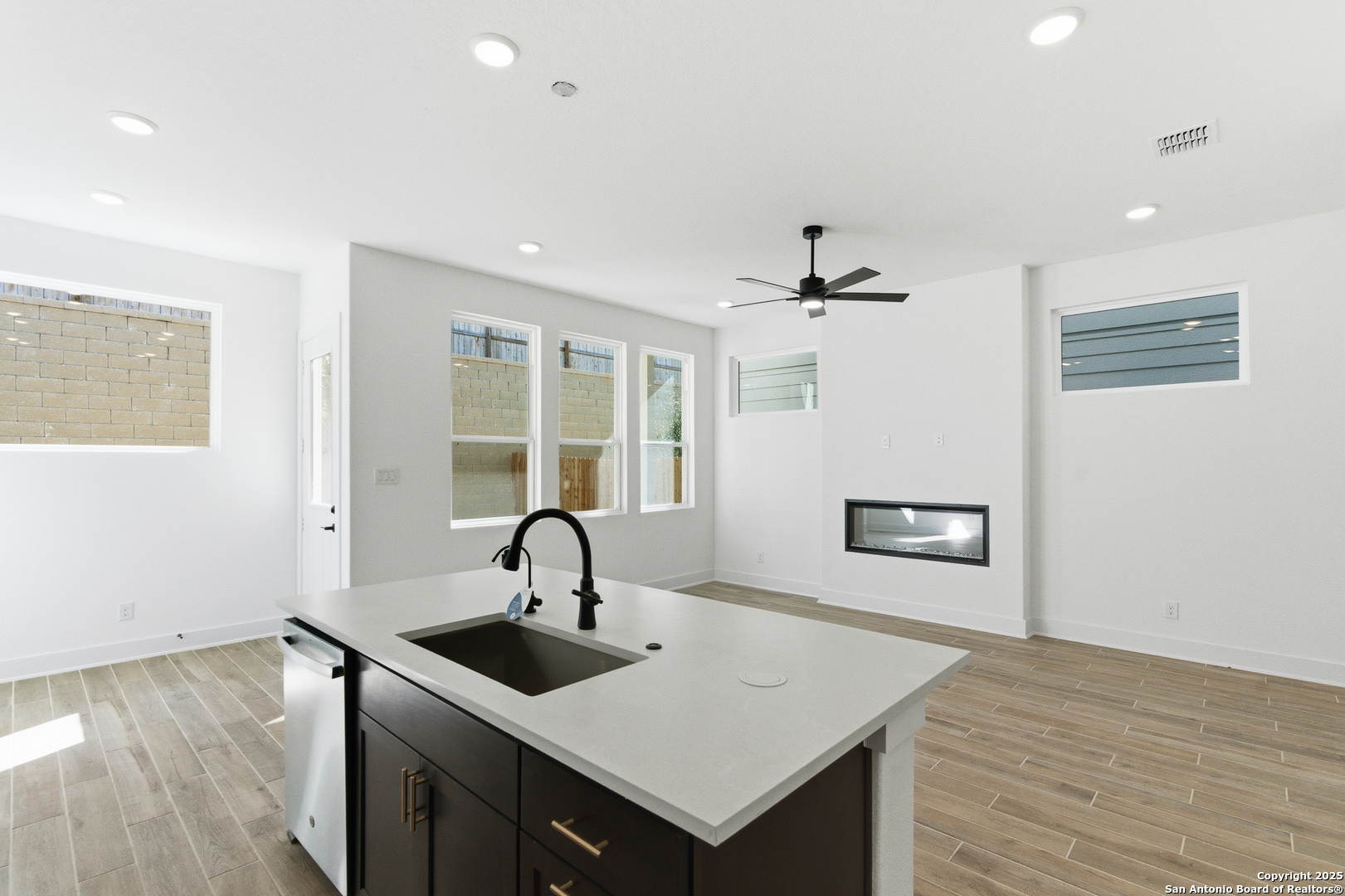 6464 Babcock San Antonio TX 78249