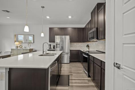 14839 Vance Jackson #312 San Antonio TX 78249