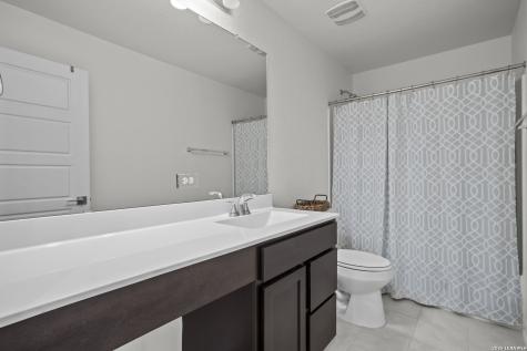 14839 Vance Jackson #312 San Antonio TX 78249