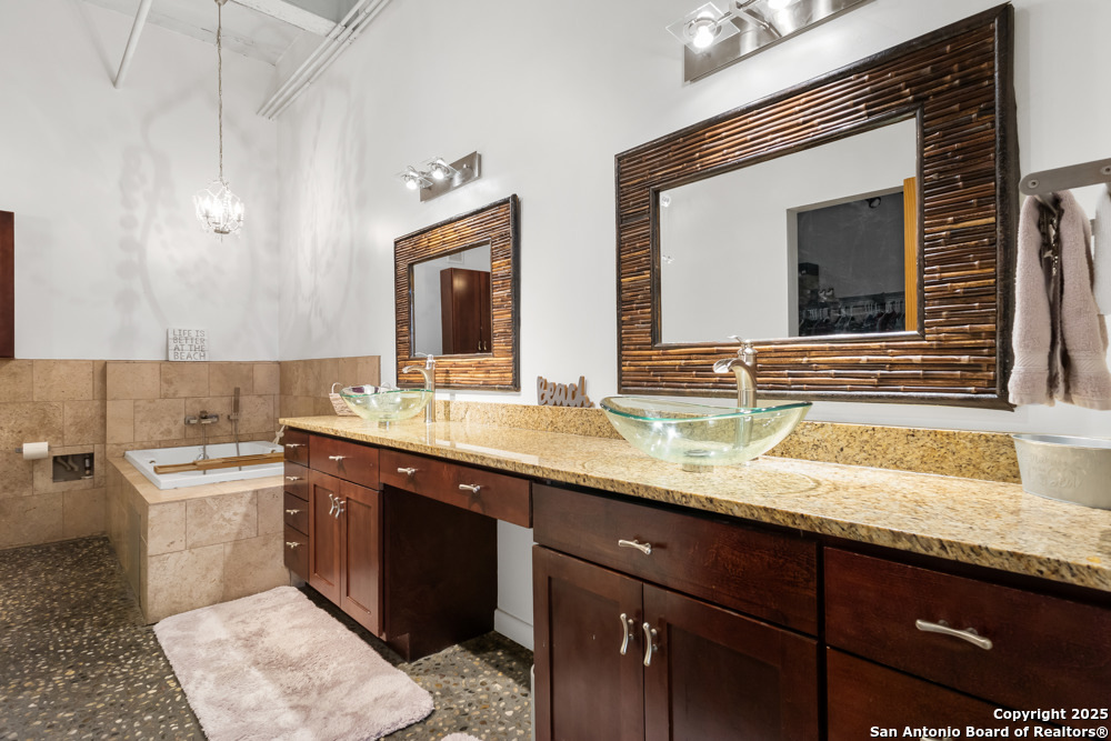 1339 S Flores San Antonio TX 78204