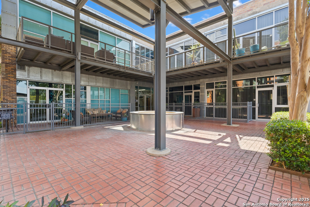 1339 S Flores San Antonio TX 78204