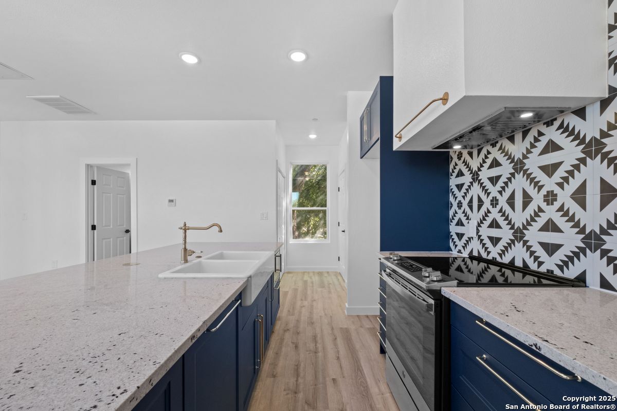 106 Bank Street San Antonio TX 78204
