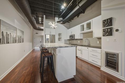 214 E Travis Street San Antonio TX 78205