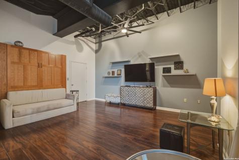 214 E Travis Street San Antonio TX 78205