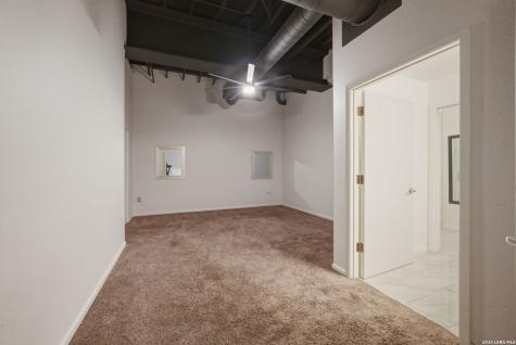 214 E Travis Street San Antonio TX 78205