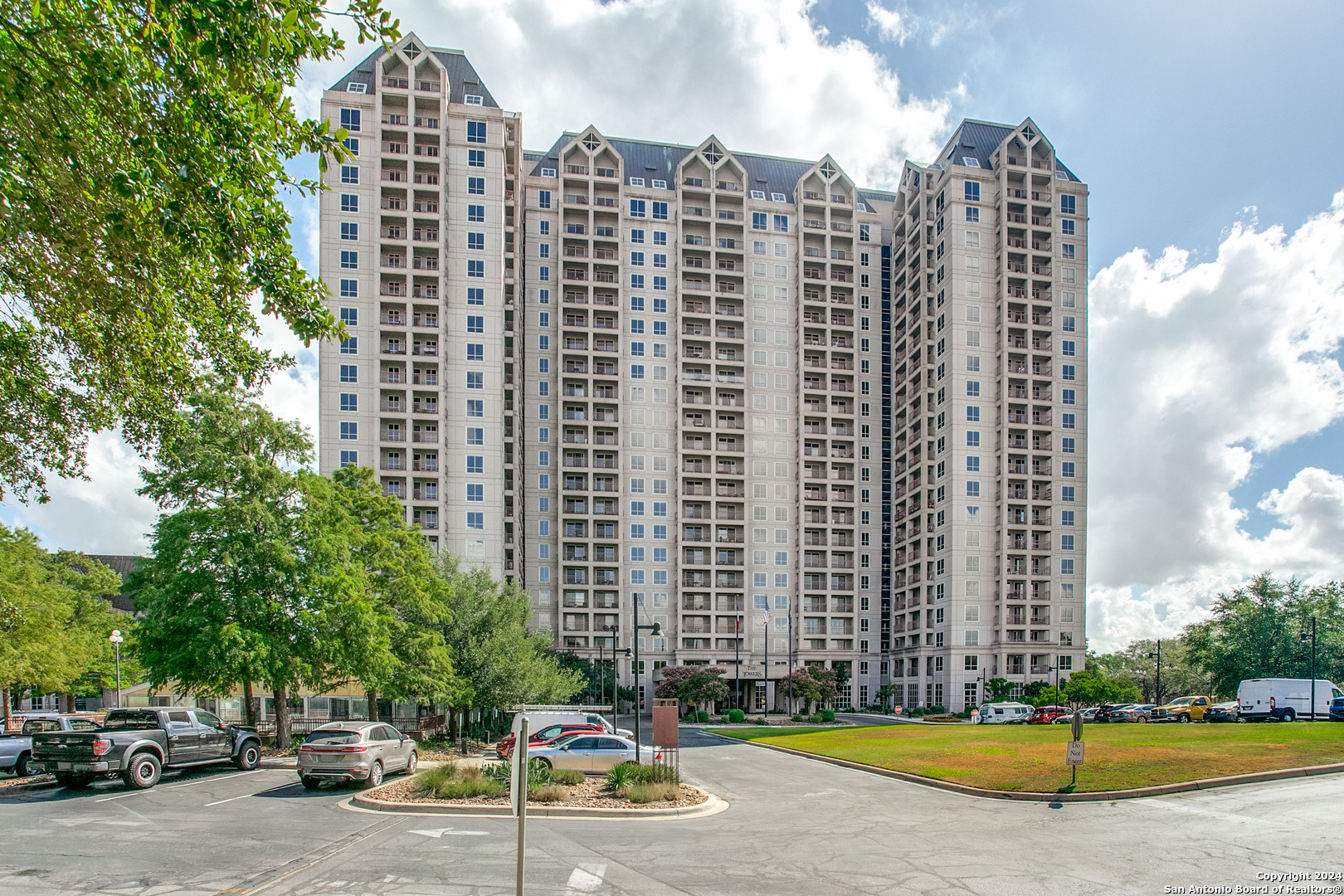 1 Towers Park Lane San Antonio TX 78209