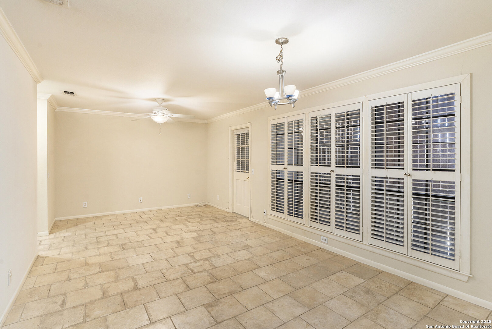 165 W Rampart San Antonio TX 78216