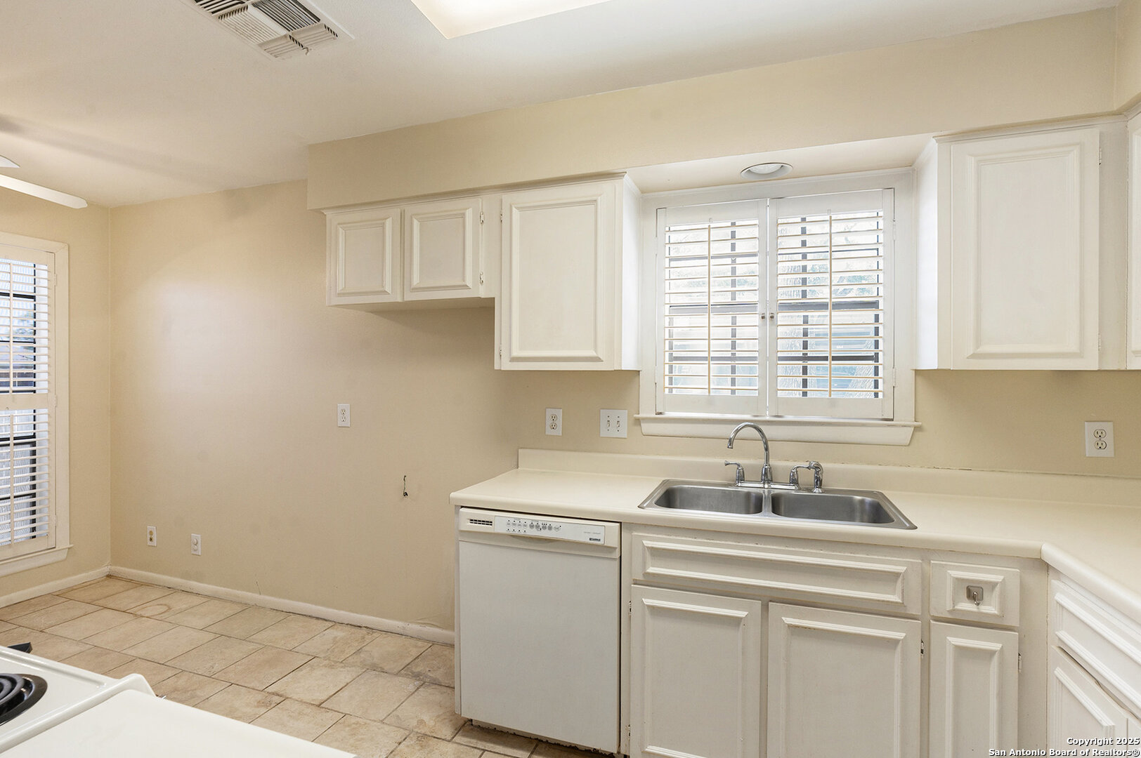 165 W Rampart San Antonio TX 78216
