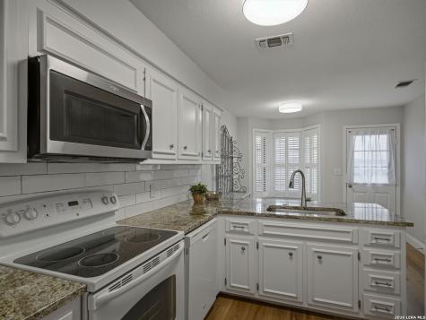 2611 Eisenhauer Road San Antonio TX 78209