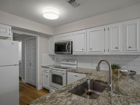 2611 Eisenhauer Road San Antonio TX 78209