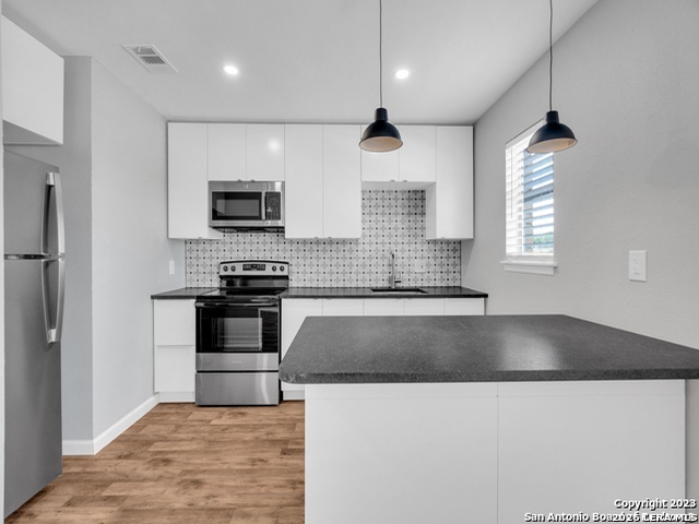 911 Vance Jackson San Antonio TX 78201