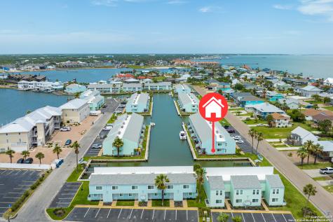 706 Lauderdale Rockport TX 78382