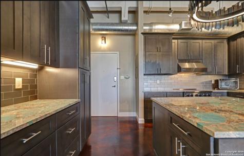 831 S Flores San Antonio TX 78204