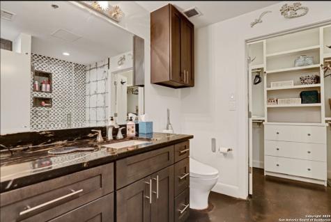 831 S Flores San Antonio TX 78204