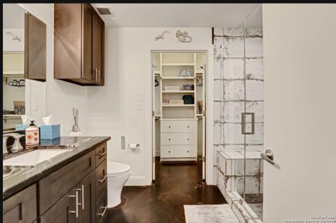 831 S Flores San Antonio TX 78204