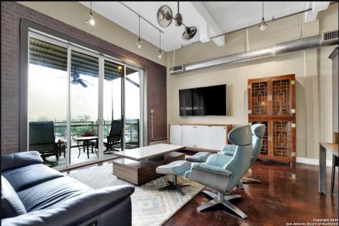 831 S Flores San Antonio TX 78204